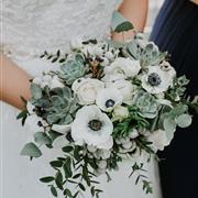 Seasonal bridal bouquet 